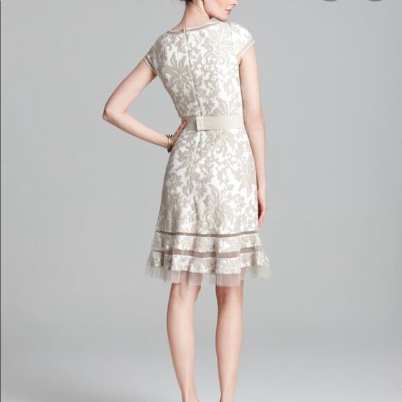 NWT Tadashi Shoji Lace Horsewire Dress Beige Boat Neck Wedding Cocktail Size 6 - Picture 2 of 16